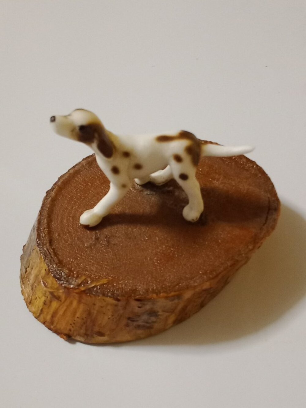 Mini English Pointer Figurine